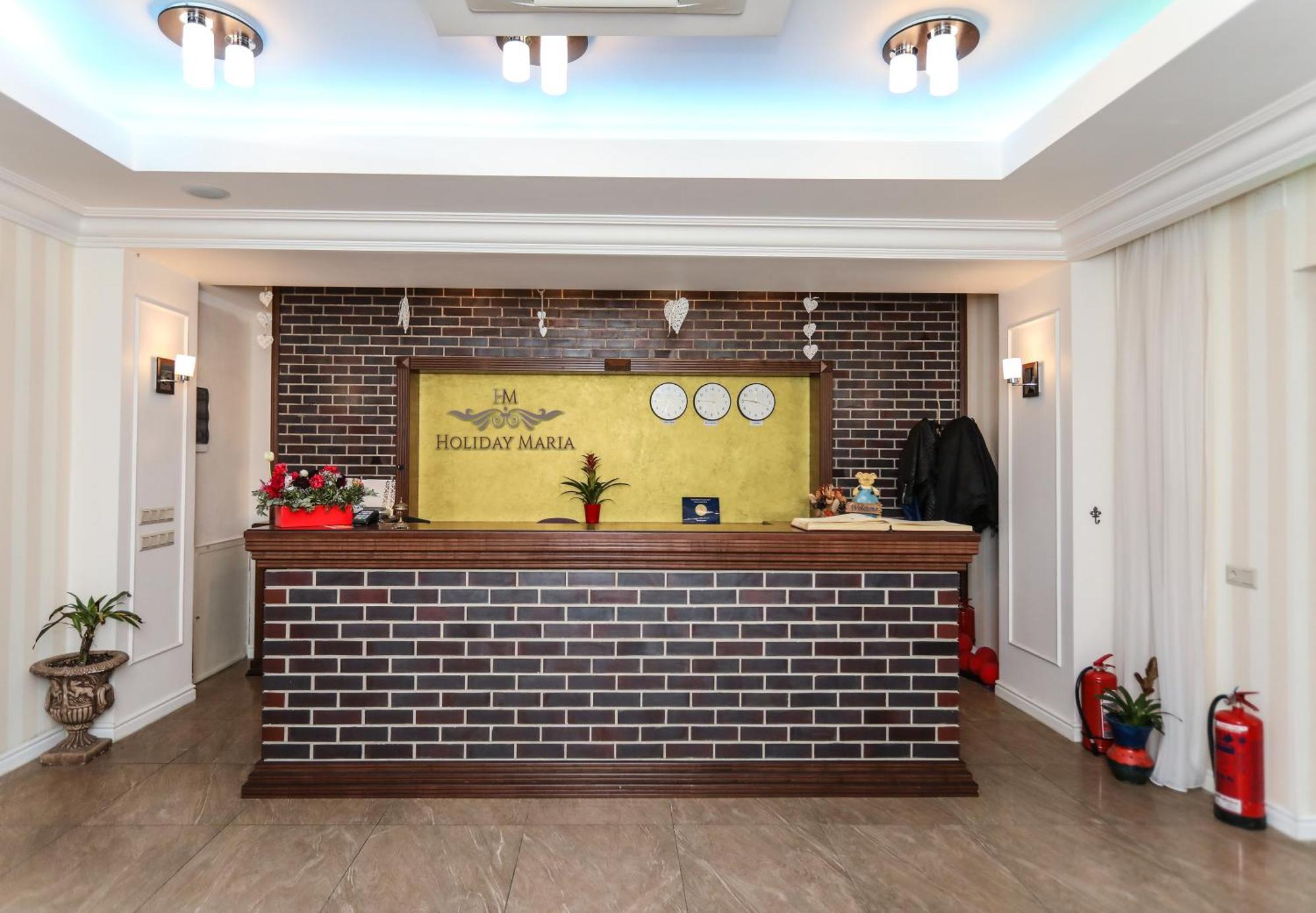 Hotel Holiday Maria Бэиле-Еркулане Экстерьер фото